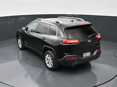 Used 2014 Jeep Cherokee Latitude FWD image 18