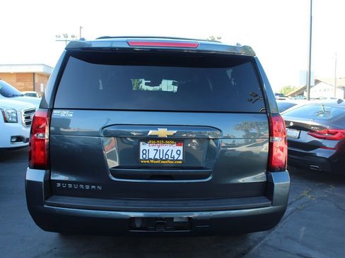Used 2019 Chevrolet Suburban LS w/ All-Season Package AWD/4WD image 6