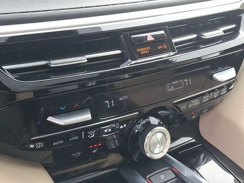 Certified 2023 Acura MDX SH-AWD image 15