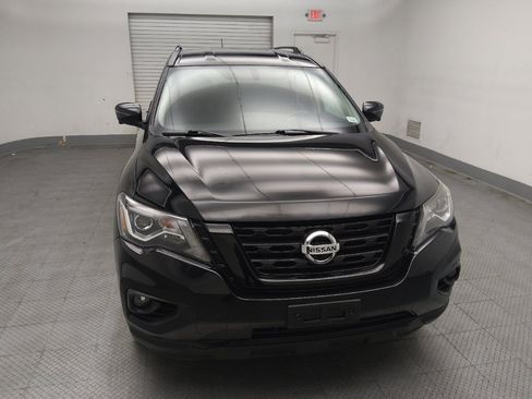 Used 2018 Nissan Pathfinder SL w/ Midnight Edition Package AWD/4WD image 14
