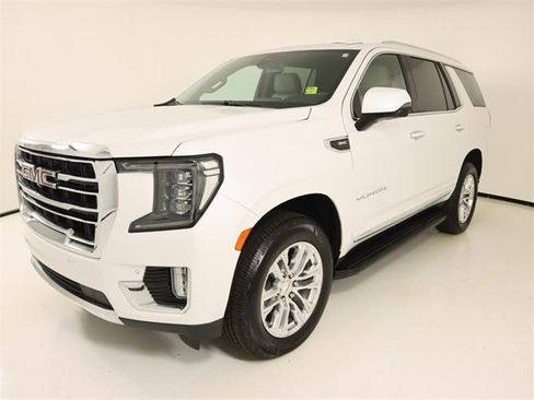 Used 2021 GMC Yukon SLT w/ SLT Premium Package image 1