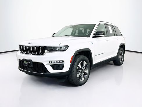Used 2022 Jeep Grand Cherokee Limited 4xe w/ Luxury Tech Group II AWD/4WD image 3