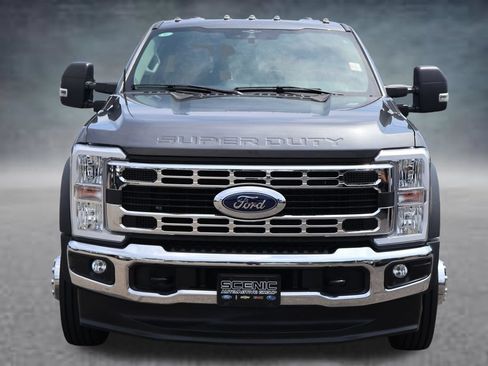 Used 2023 Ford F550 4x4 Regular Cab Super Duty w/ XLT Value Package image 21