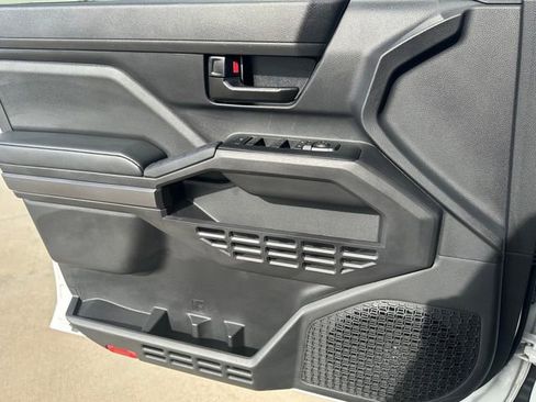 Used 2024 Toyota Tacoma SR5 image 23