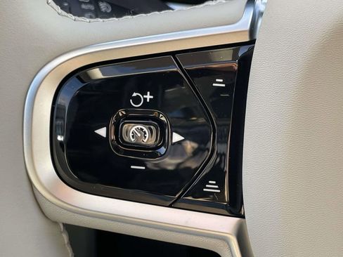 New 2026 Volvo XC60 B5 Ultra w/ Protection Package Premier image 10