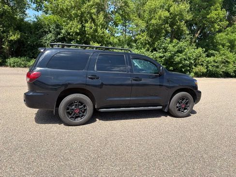 Used 2022 Toyota Sequoia TRD Pro AWD/4WD image 18