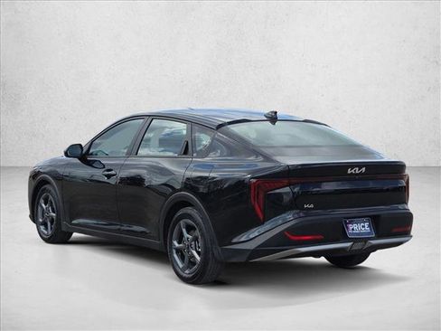 Used 2025 Kia K4 LXS image 8