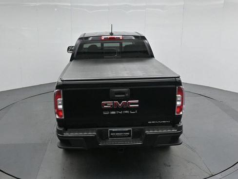 Used 2022 GMC Canyon Denali AWD/4WD image 39