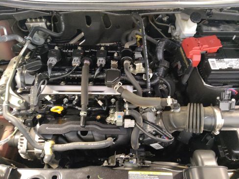 Used 2020 Nissan Versa SV FWD image 30