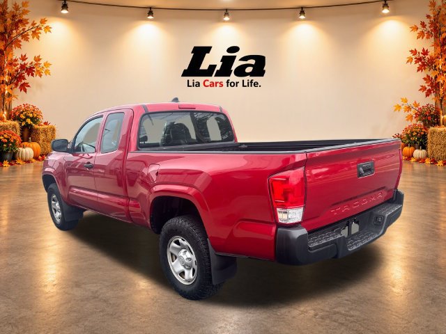 Used 2017 Toyota Tacoma SR RWD image 5