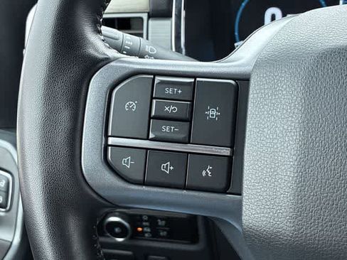 Used 2023 Ford F150 Lariat AWD/4WD image 24