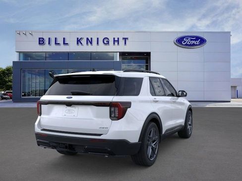 New 2026 Ford Explorer ST-Line w/ ST-Line Street Pack image 8