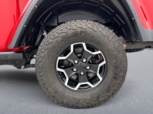 Used 2022 Jeep Gladiator Rubicon w/ LED Lighting Group AWD/4WD image 25