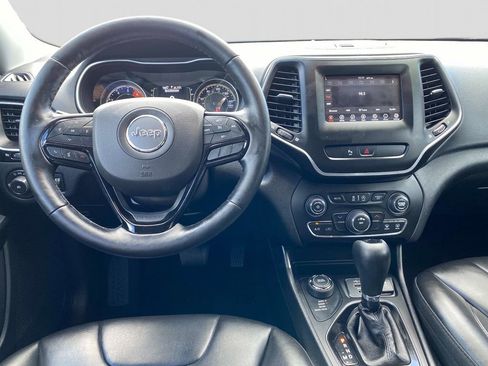 Certified 2020 Jeep Cherokee Latitude Plus AWD/4WD image 12