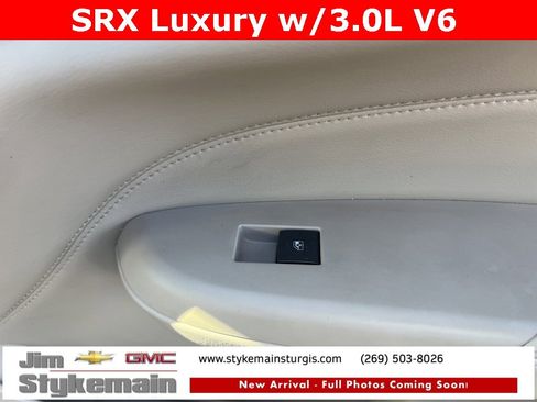 Used 2010 Cadillac SRX Luxury image 11