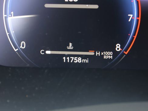 Used 2025 Toyota Highlander Limited image 20