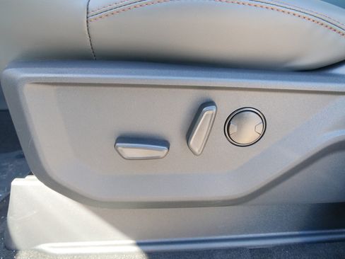 New 2025 Ford Expedition Max Active image 18