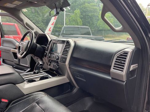 Used 2016 Ford F150 Lariat w/ Equipment Group 501A Mid AWD/4WD image 36