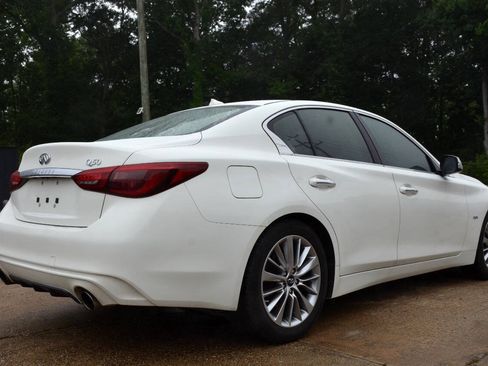 Used 2018 INFINITI Q50 Luxe RWD image 7