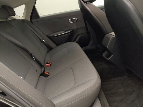 Used 2025 Kia K4 FWD image 19