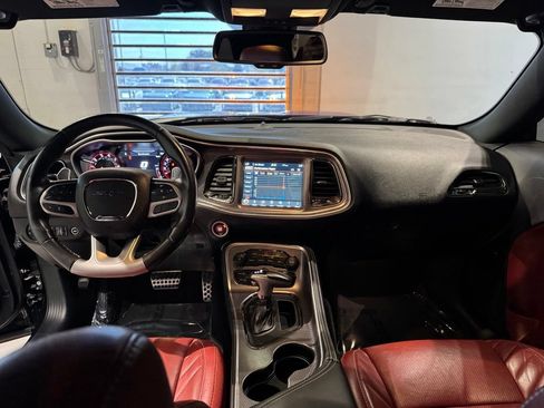 Used 2019 Dodge Challenger SRT Hellcat Redeye RWD image 38