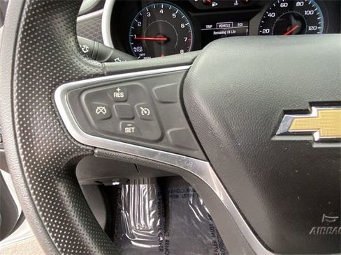 Used 2022 Chevrolet Malibu LT image 34