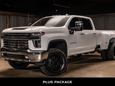 Used 2022 Chevrolet Silverado 3500 LTZ w/ LTZ Plus Package AWD/4WD image 5