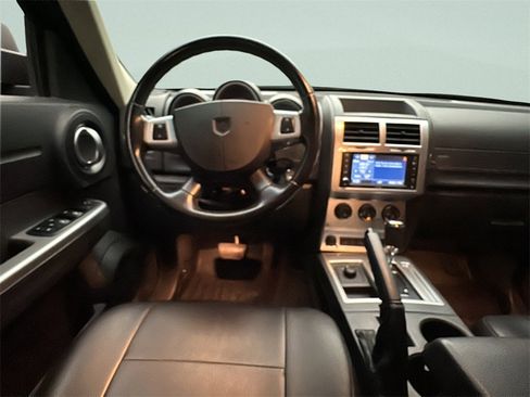 Used 2008 Dodge Nitro R/T image 14