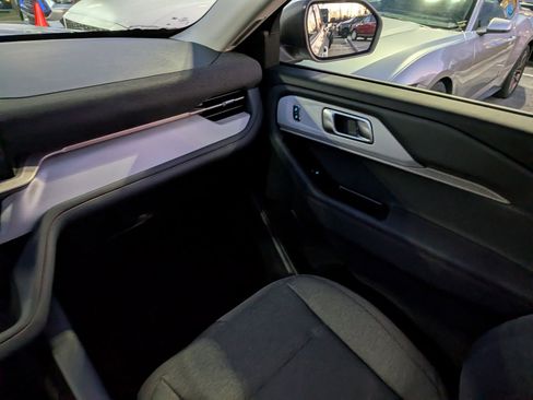 New 2026 Ford Explorer Active image 17