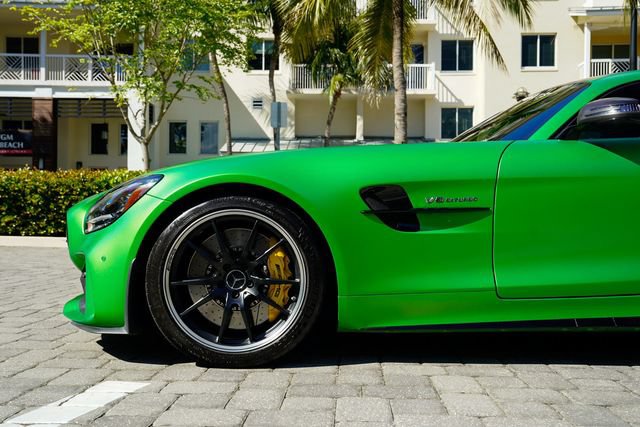 Used 2020 Mercedes-Benz AMG GT R image 13