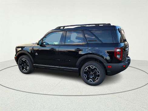 New 2025 Ford Bronco Sport Outer Banks image 4