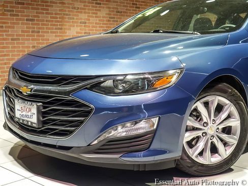 Used 2024 Chevrolet Malibu LT FWD image 3