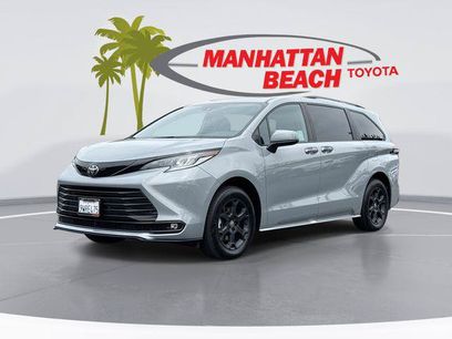 Certified 2026 Toyota Sienna XLE Woodland Edition