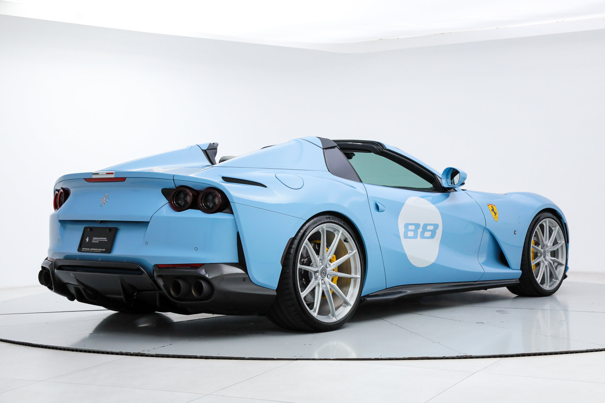 Certified 2023 Ferrari 812 GTS RWD image 8