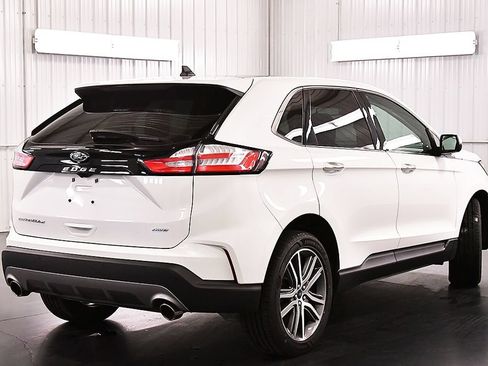 Used 2022 Ford Edge Titanium AWD/4WD image 8