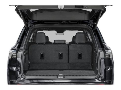 Used 2026 Buick Enclave Avenir image 13