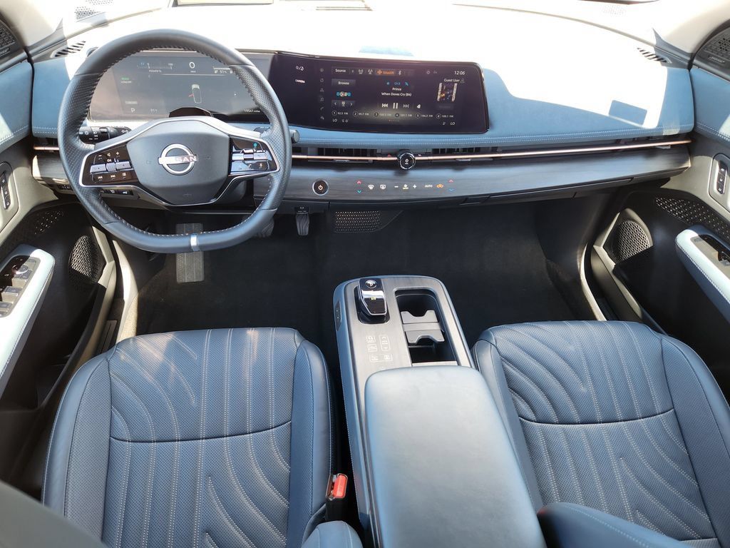 Used 2024 Nissan Ariya AWD image 25