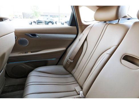 Used 2025 Genesis G80 2.5T Advanced image 13