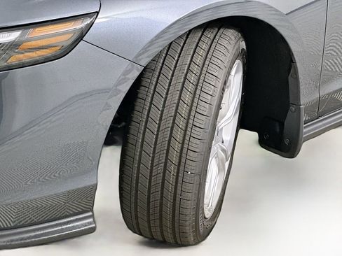 Certified 2025 Honda Accord LX image 25