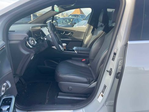 Used 2023 Mercedes-Benz EQE 500 4MATIC SUV image 3