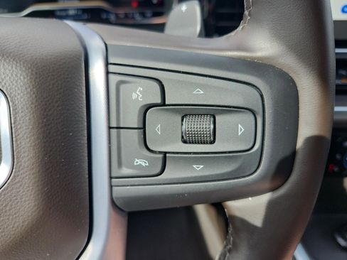 Used 2025 GMC Sierra 1500 SLT w/ SLT Premium Plus Package image 30