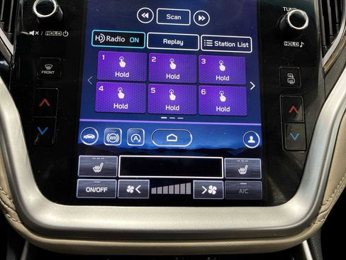 Used 2022 Subaru Legacy Premium image 16