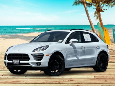 Used 2018 Porsche Macan S AWD/4WD image 2