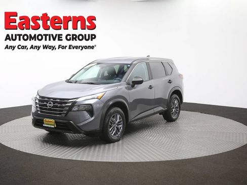 Used 2024 Nissan Rogue S AWD/4WD image 55