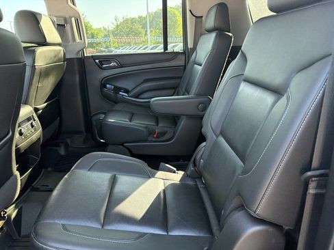 Used 2020 Chevrolet Suburban LT AWD/4WD image 13