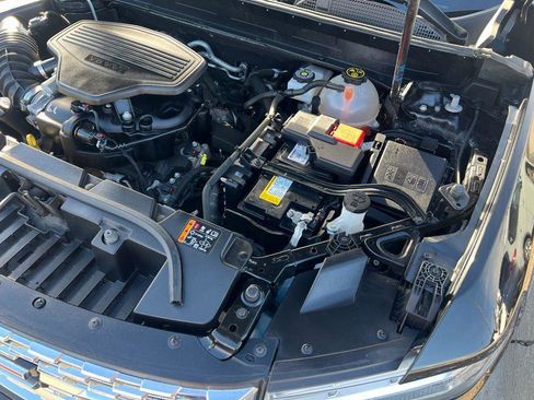 Used 2023 GMC Acadia Denali w/ Black Diamond Edition image 47