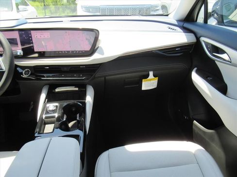New 2026 Buick Envision Avenir AWD/4WD image 13