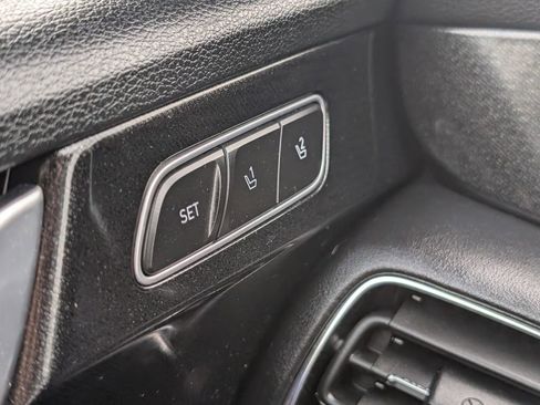 Used 2020 Hyundai Palisade Limited image 12