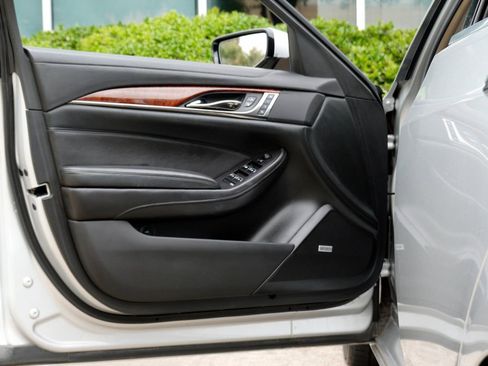 Used 2015 Cadillac CTS Luxury RWD image 30