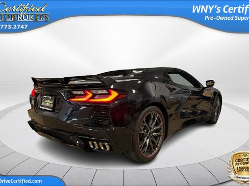 Used 2023 Chevrolet Corvette Stingray Premium Conv w/ Z51 Performance Package RWD image 7